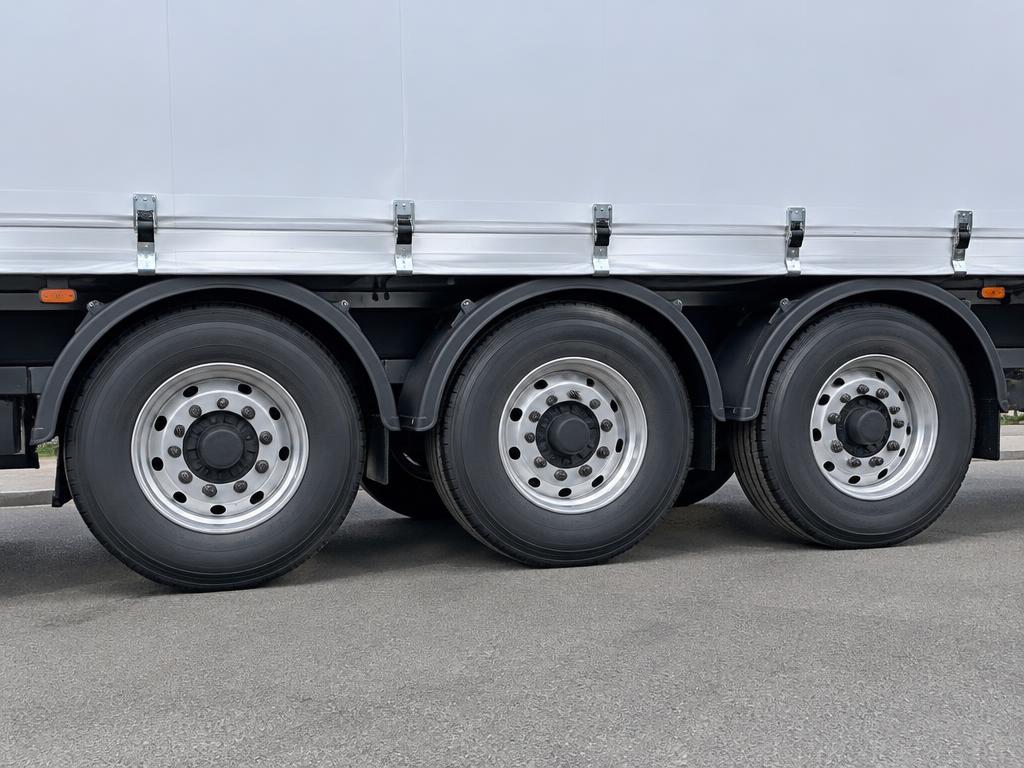 Trailer tyres
